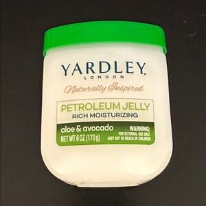 1 Yardley London Aloe & Avocado Petroleum Jelly Naturally inspired